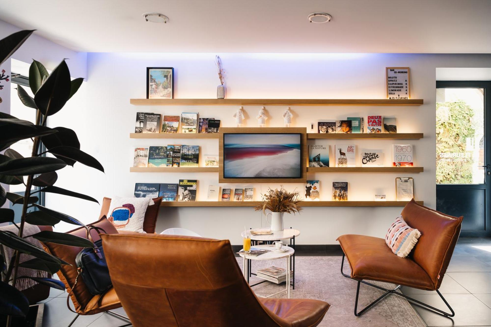 Urban Style Les Fleurines Hotel 3*